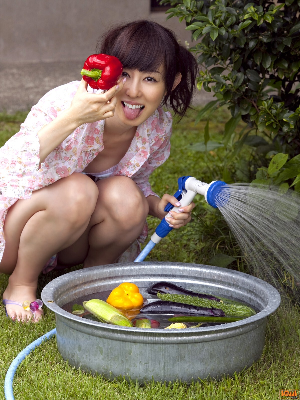 秋山莉奈  Rina Akiyama [Bomb.tv] 性感诱惑av女优